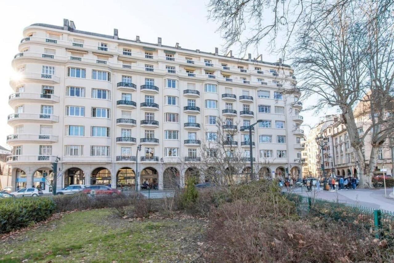 The Red Heart Of Annecy - Beautiful Apartment For 4 People Exterior photo